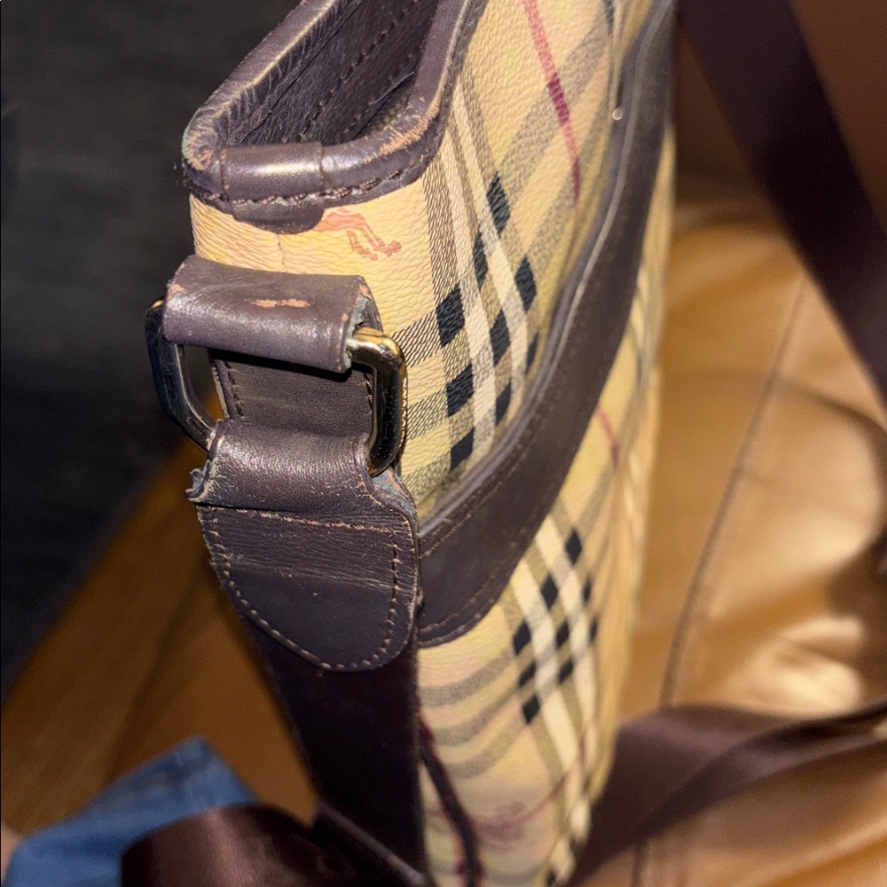 Burberry Nova Check Crossbody Bag - Picture 5 of 15